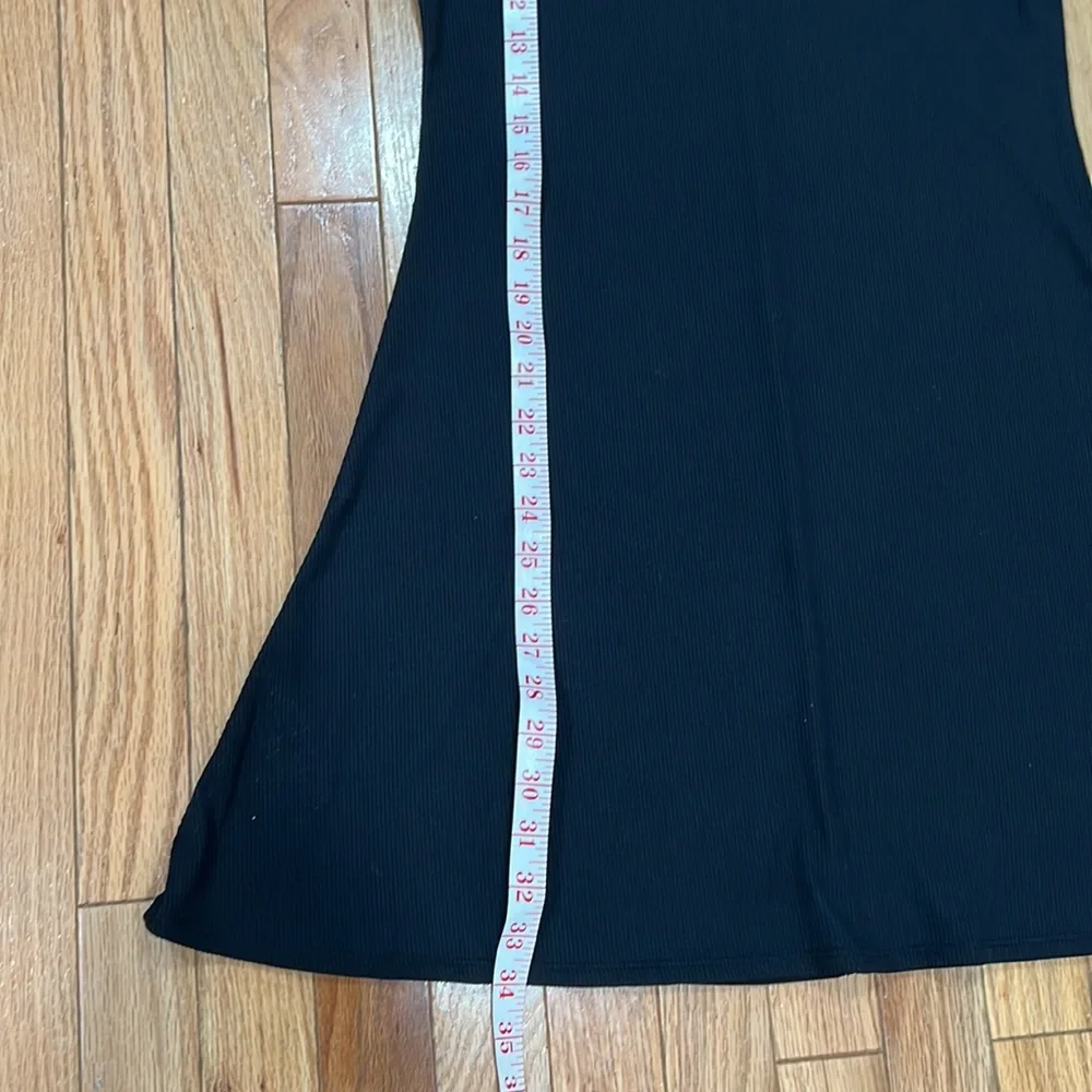 EUC❤️beautiful black dress - Picture 10 of 10